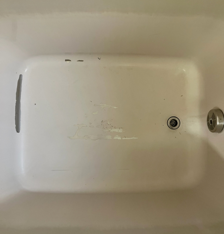 剥がれてしまったカラーステンレス浴槽[BEFORE]