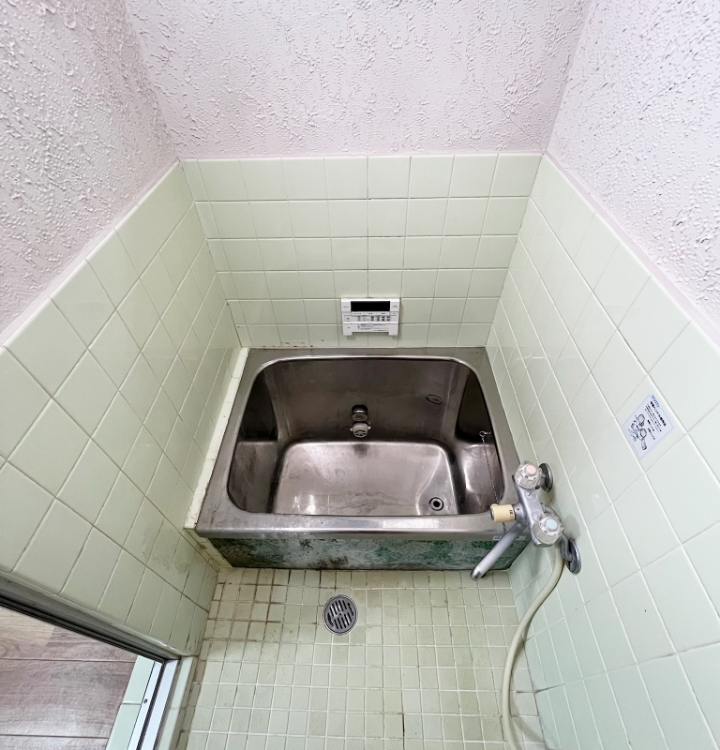 ステンレス浴槽施工例２[BEFORE]