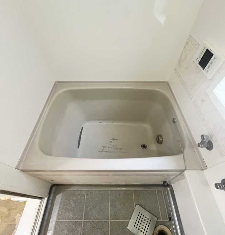 カラーステンレス浴槽施工例２[BEFORE]