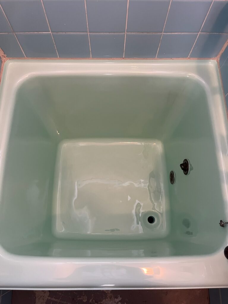 塗装したFRP浴槽