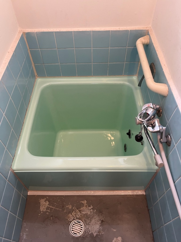 塗装したFRP浴槽